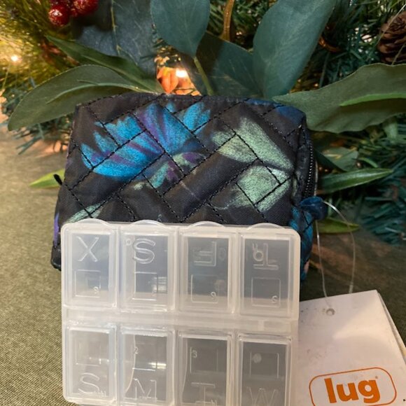 Lug Choo Mini Bloom Pill Case - Picture 3 of 6